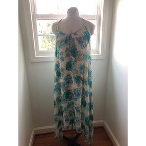 Women’s Flowy dress
